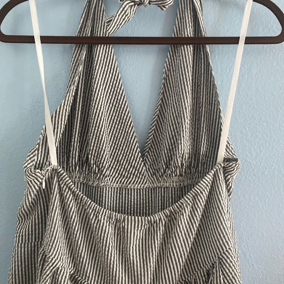 Halter Dress - Picture 3 of 9